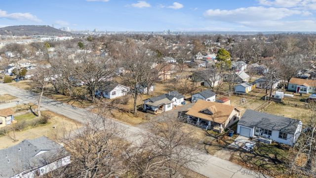 4639 S 32nd West Avenue, Tulsa, OK 74107
