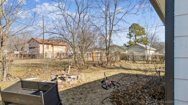 4639 S 32nd West Avenue, Tulsa, OK 74107