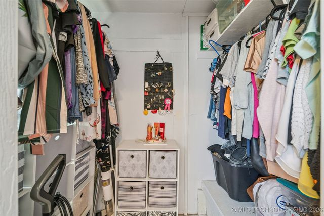 4639 S 32nd West Avenue, Tulsa, OK 74107