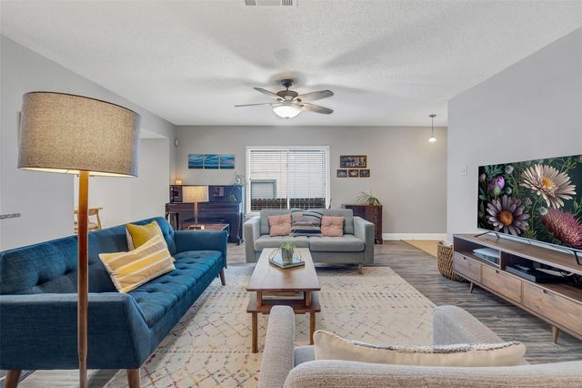 1617 Alazan CV, Round Rock, TX 78664
