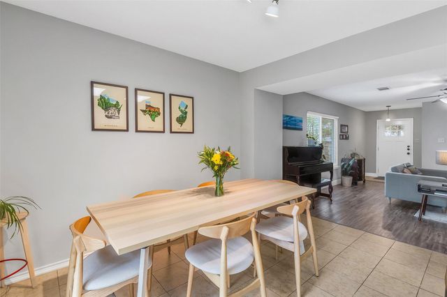 1617 Alazan CV, Round Rock, TX 78664
