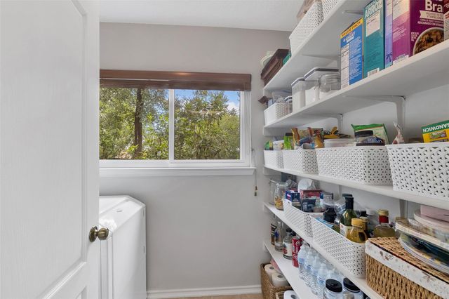1617 Alazan CV, Round Rock, TX 78664