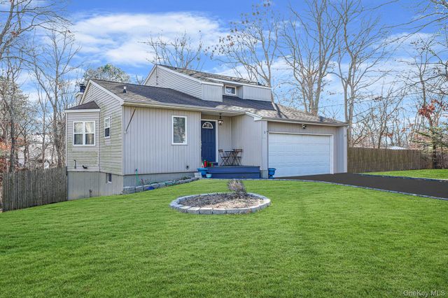 973 N Ocean Avenue, Patchogue, NY 11772