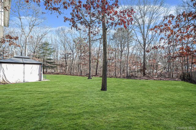 973 N Ocean Avenue, Patchogue, NY 11772