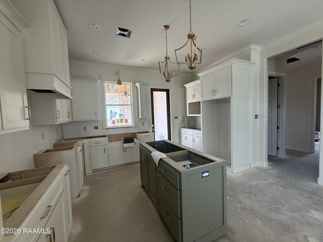 401 Croft Row, Lafayette, LA 70503