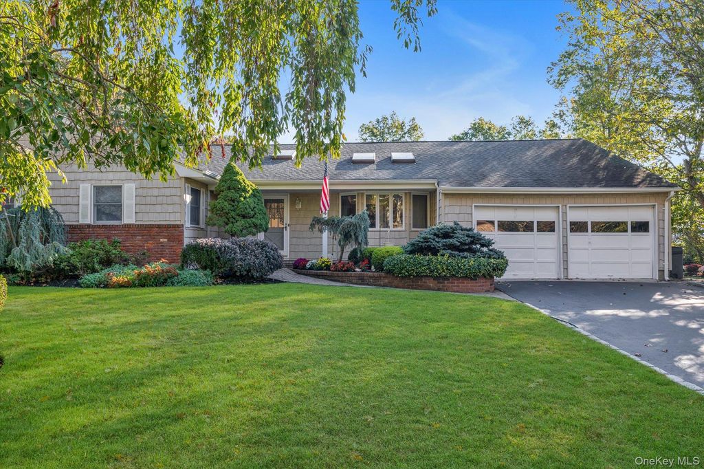 4 Partridge Lane, Huntington, NY 11743 — exterior