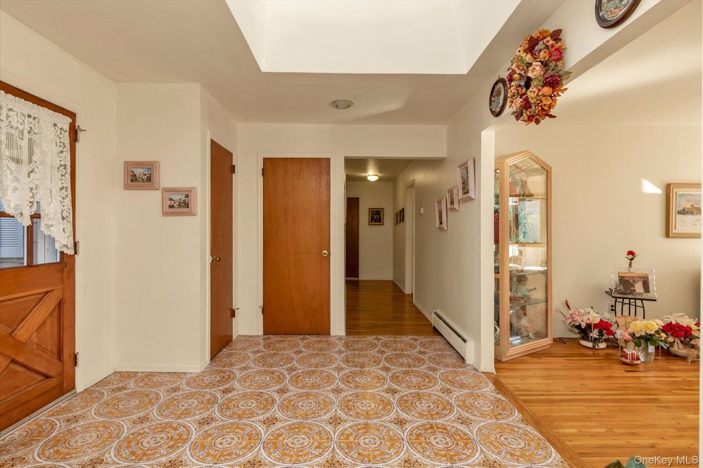 4 Partridge Lane, Huntington, NY 11743 — photo 3