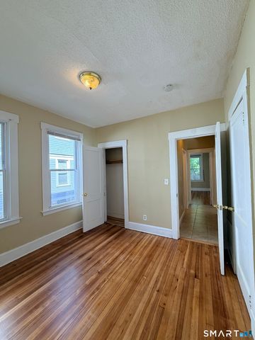 63 Blake Street, New Haven, CT 06511
