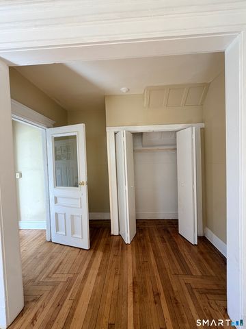 63 Blake Street, New Haven, CT 06511