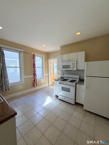 63 Blake Street, New Haven, CT 06511