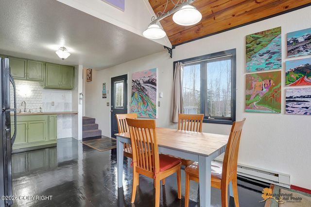 2639 N Gaunt Lane, Houston, AK 99694