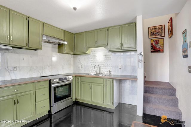 2639 N Gaunt Lane, Houston, AK 99694