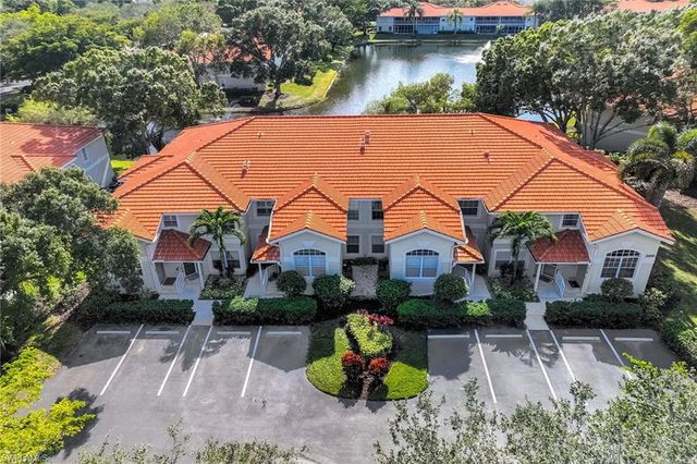 2450 Old Groves RD # 201, Naples, FL 34109