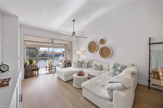 2450 Old Groves RD # 201, Naples, FL 34109