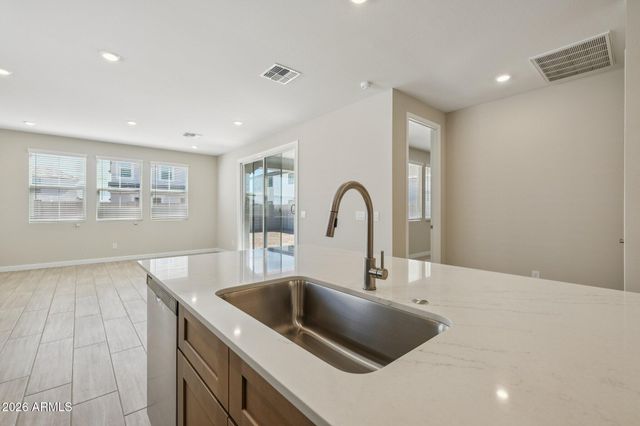 24177 W ATLANTIS Way, Buckeye, AZ 85326