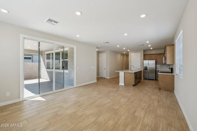 24177 W ATLANTIS Way, Buckeye, AZ 85326