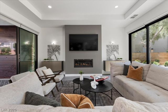 78 Pristine Glen Street, Las Vegas, NV 89135