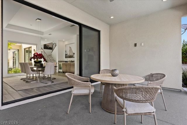 78 Pristine Glen Street, Las Vegas, NV 89135