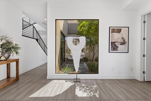 78 Pristine Glen Street, Las Vegas, NV 89135