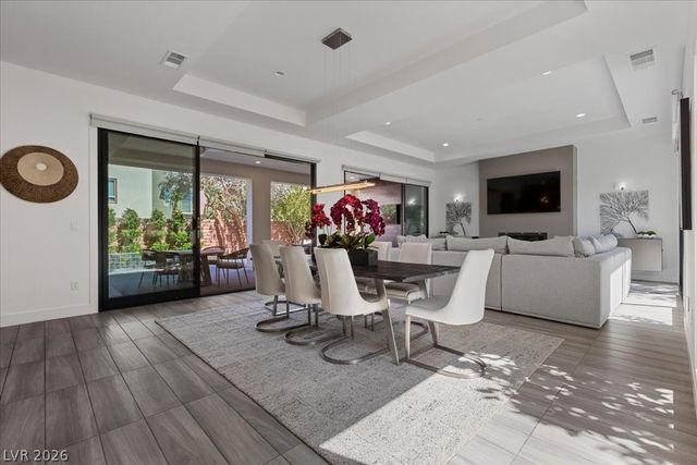78 Pristine Glen Street, Las Vegas, NV 89135
