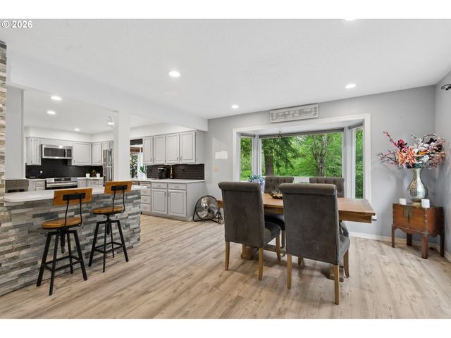 24382 S ELWOOD Rd, Colton, OR 97017