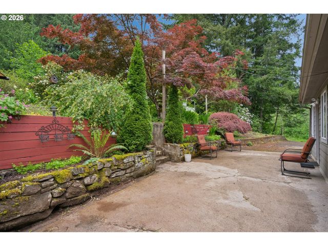 24382 S ELWOOD Rd, Colton, OR 97017
