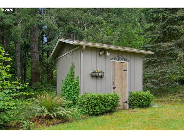 24382 S ELWOOD Rd, Colton, OR 97017