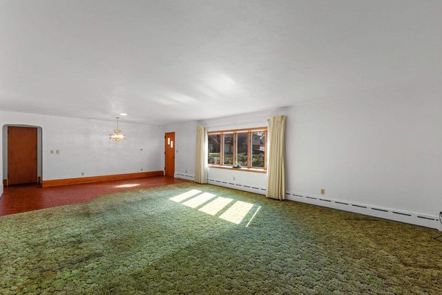 609 Greenfield Avenue, Beaver Dam, WI 53916