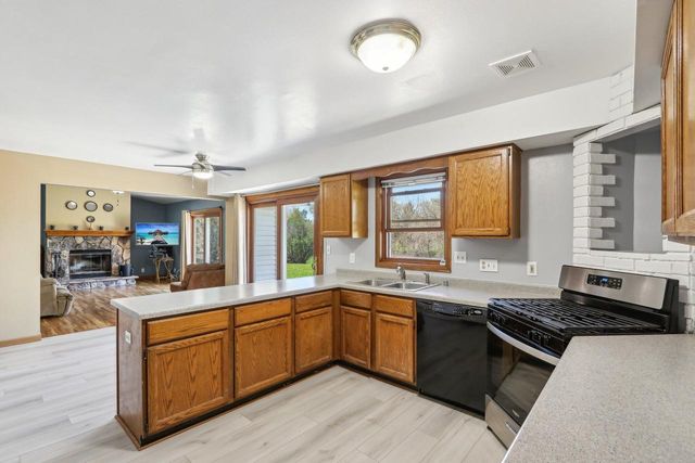 W156N10303 Pilgrim ROAD, Germantown, WI 53022