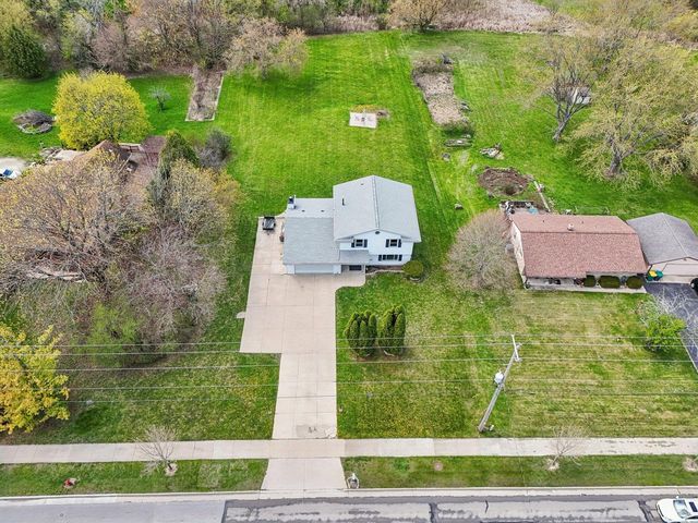 W156N10303 Pilgrim ROAD, Germantown, WI 53022