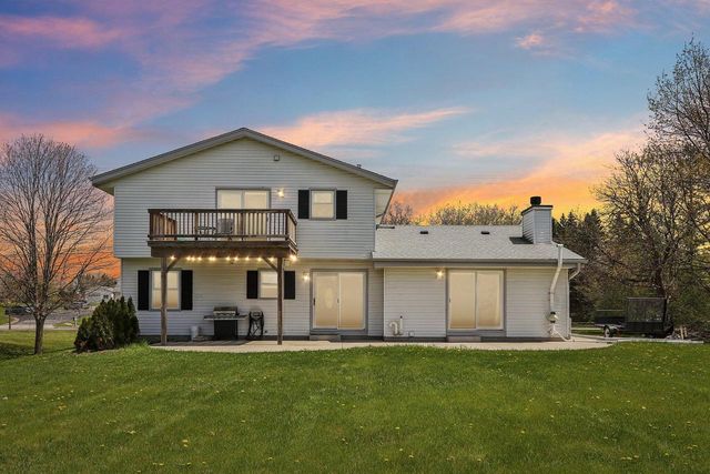 W156N10303 Pilgrim ROAD, Germantown, WI 53022