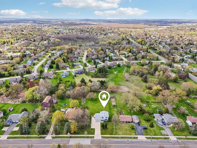 W156N10303 Pilgrim ROAD, Germantown, WI 53022