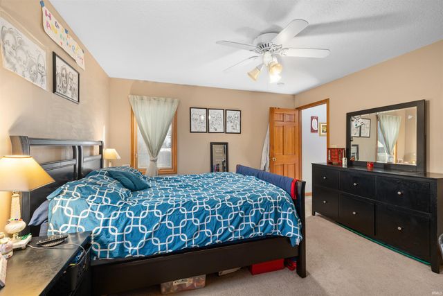 9530 Mill Ridge Run, Fort Wayne, IN 46835