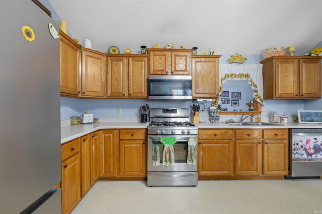 9530 Mill Ridge Run, Fort Wayne, IN 46835