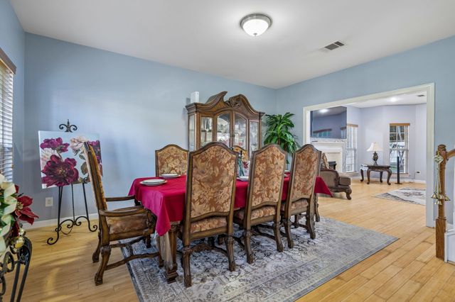 2133 Christina Ct, Hermitage, TN 37076