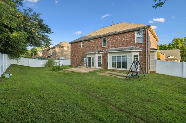 2133 Christina Ct, Hermitage, TN 37076