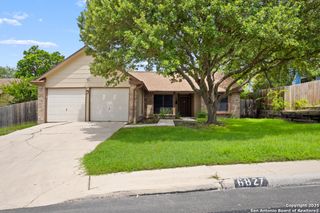 6827 Raintree Frst, San Antonio, TX 78233