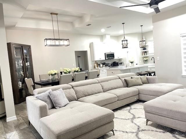 2501 S Cartier Drive, Edinburg, TX 78542