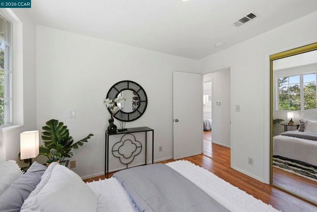 1711 WILLOW STREET, Alameda, CA 94501