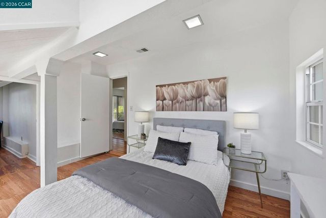 1711 WILLOW STREET, Alameda, CA 94501