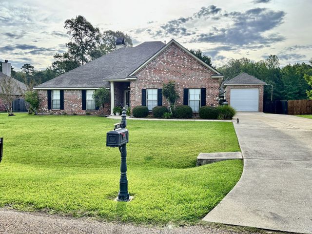 605 Jade Circle, Haughton, LA 71037