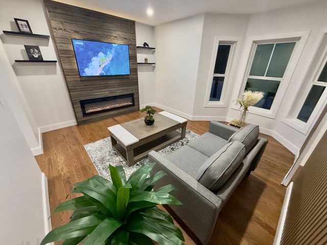 40 Centre St, Danvers, MA 01923