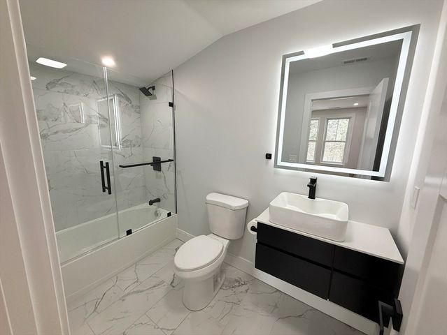 40 Centre St, Danvers, MA 01923