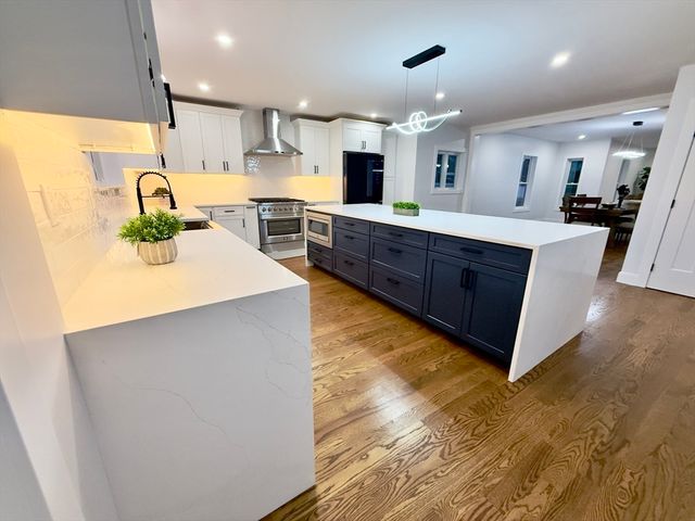 40 Centre St, Danvers, MA 01923