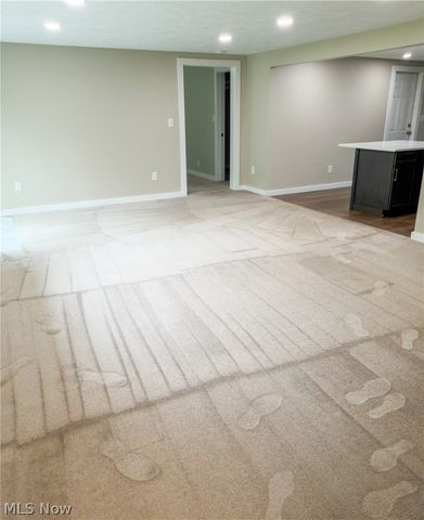 8796 Evergreen Drive, Mentor, OH 44060