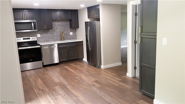 8796 Evergreen Drive, Mentor, OH 44060
