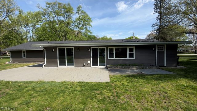 8796 Evergreen Drive, Mentor, OH 44060