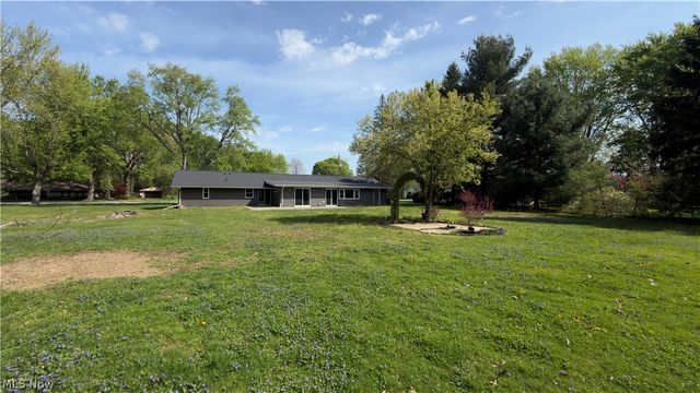 8796 Evergreen Drive, Mentor, OH 44060