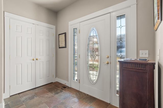 893 Plum Ridge Drive, Ashland, OR 97520