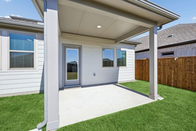 321 Millwood Road, Lavon, TX 75166